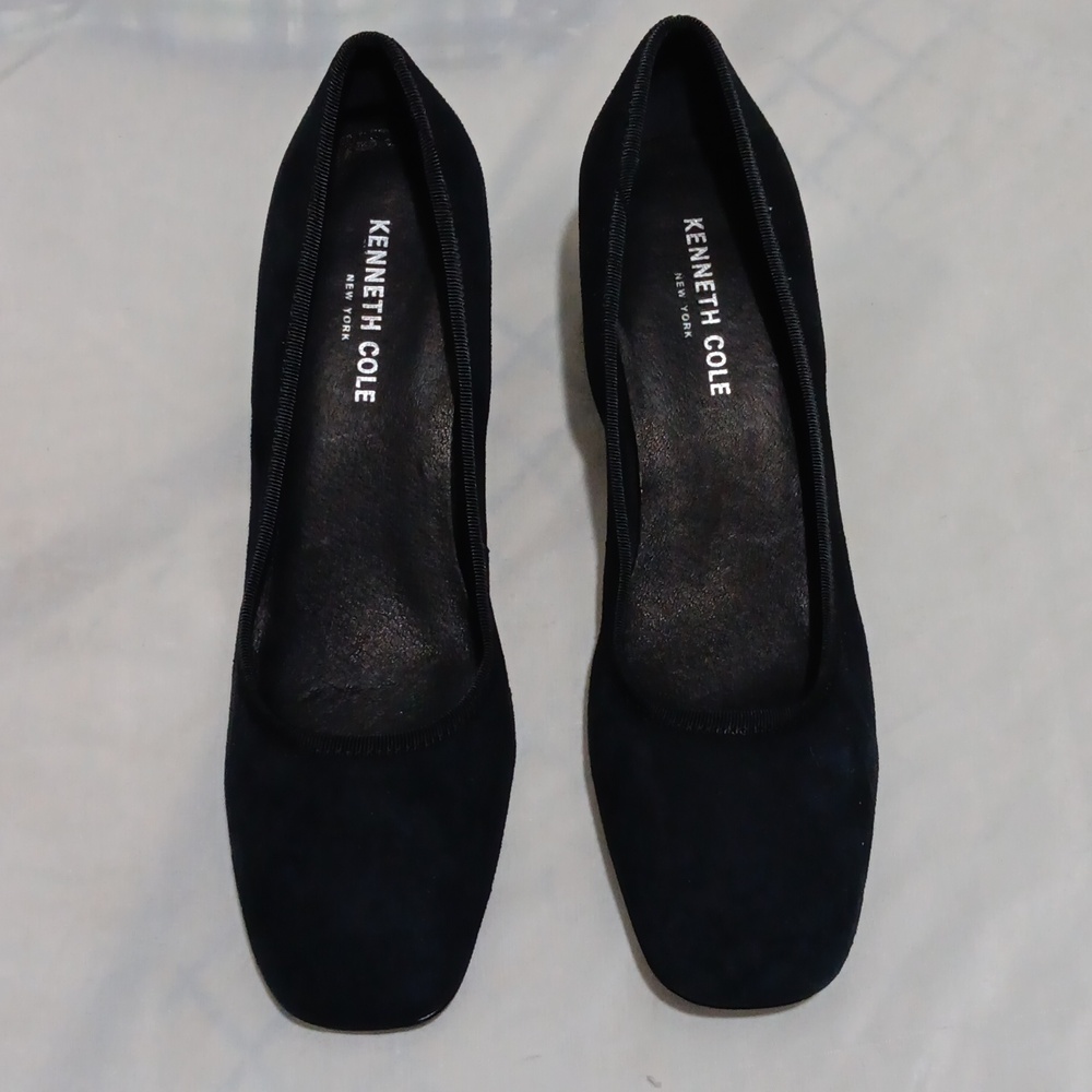 Kenneth Cole New York size 8 color black